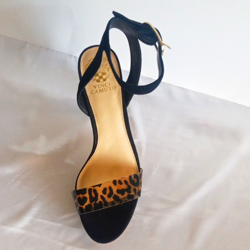 #VINCE CAMUTO